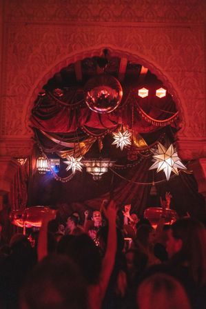 The Ultimate Restaurant & Club Night in Los Angeles image 6