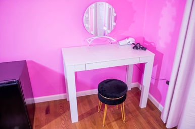 All-Pink Photoshoot & Overnight Stay at the The Pink Speakeasy! image 30