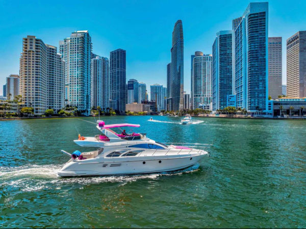 Pink Miami Yacht Rental The Pink Panther: Pink 60ft Azimut image 5
