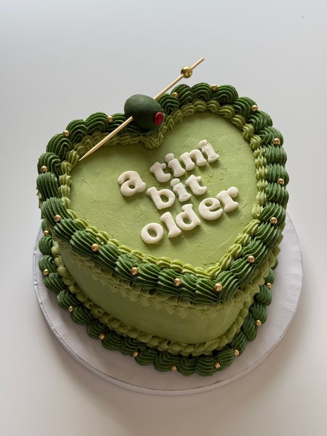 Custom Cakes by Sydney: Vintage-Style, Cookie Cakes, Cupcakes & More image 3