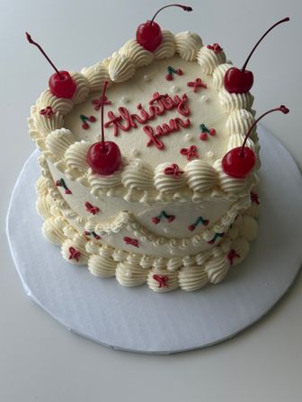 Custom Cakes by Sydney: Vintage-Style, Cookie Cakes, Cupcakes & More image 5