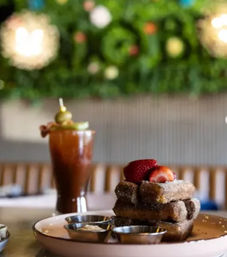 Dodo Bird Kitchen and Cocktails image 9