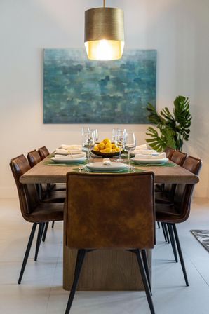 Insta-Worthy 5 BR with Heated Pool: 5 Minutes to Las Olas image 27