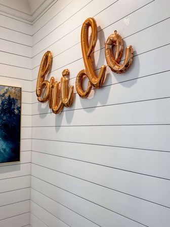 Bachelorette Party Set-Up: Stress-Free & Stylish Decor image 9