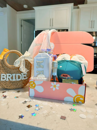 Personalized Bridal Box: Includes Everything You Need to Celebrate the Bride image 3