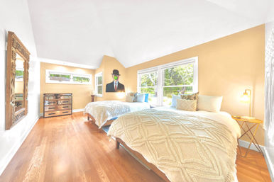 Luxury Villa & 6 Acre Ranch in Sonoma Wine Country: Springwater Pool, Hot Tub, Bocce, Creek & Event Barn image 54