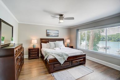 Rivers Edge: Scenic Waterfront Retreat with Private Dock + Fire Pit image 25