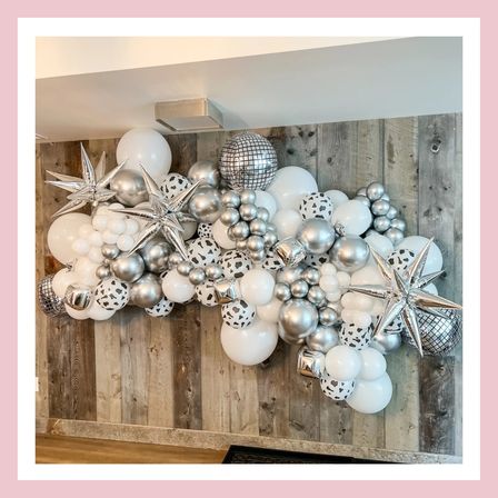 Luxe & Picture-Perfect Balloon Installations and Party Decor image 13