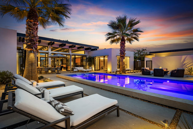 Wander Palm Springs Mesa: Luxury 3-Bedroom Estate with Pool & Spa in Historic Mesa image 8