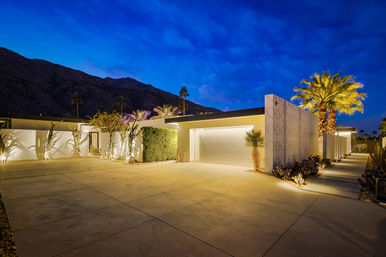 Wander Palm Springs Mesa: Luxury 3-Bedroom Estate with Pool & Spa in Historic Mesa image 26