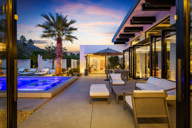 Wander Palm Springs Mesa: Luxury 3-Bedroom Estate with Pool & Spa in Historic Mesa image 13