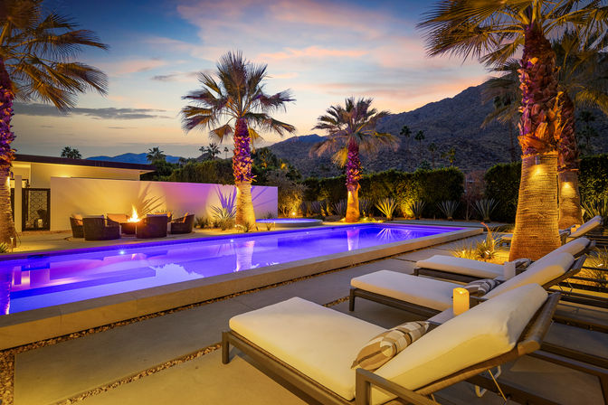 Wander Palm Springs Mesa: Luxury 3-Bedroom Estate with Pool & Spa in Historic Mesa image 24