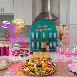 Glamourize Your Celebration: Gorgeous Backdrops, Boujee Balloons, Packaged & Custom Themes, Gifts & More image 16