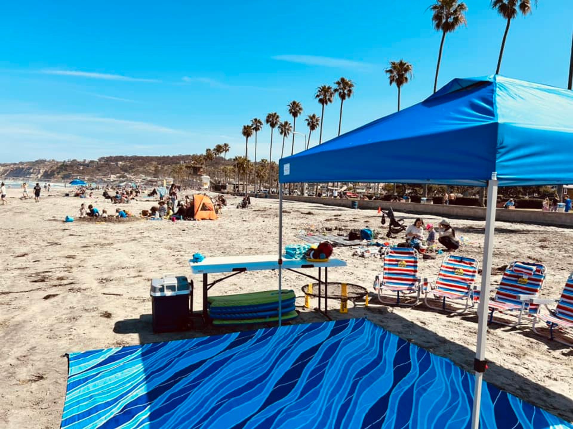 Ultimate Beach Setup: Everything You Need, Including Tent, Chairs, Beach Games & More (5-8 People) image 2