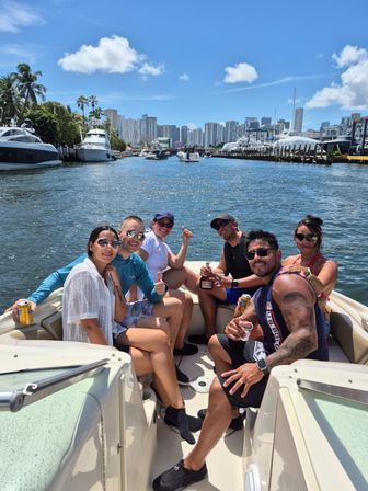 Luxury Sunset Cruise Experience with Legacy Boats image 3