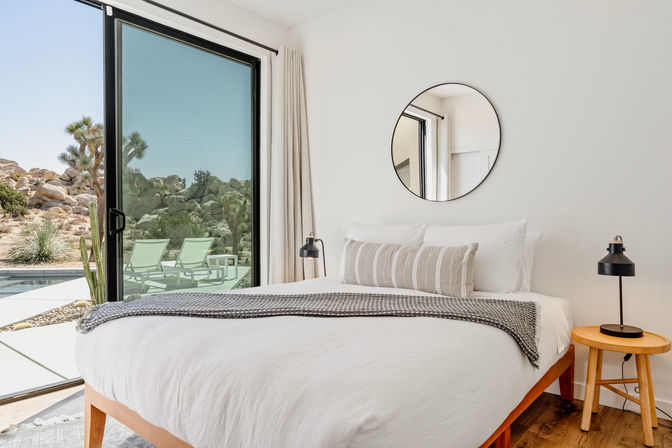 Mars Landing: 4-Bedroom Rental with Fire Pit, Pool & Spa Near Joshua Tree National Park image 79