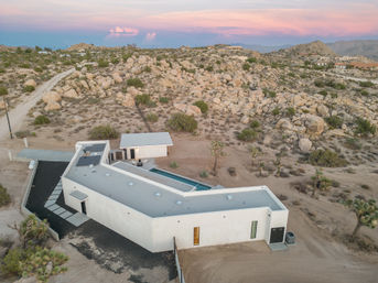Mars Landing: 4-Bedroom Rental with Fire Pit, Pool & Spa Near Joshua Tree National Park image 11