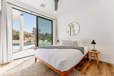 Mars Landing: 4-Bedroom Rental with Fire Pit, Pool & Spa Near Joshua Tree National Park image 78
