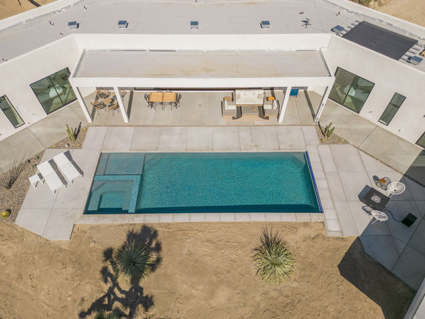 Mars Landing: 4-Bedroom Rental with Fire Pit, Pool & Spa Near Joshua Tree National Park image 7