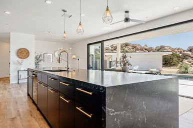 Mars Landing: 4-Bedroom Rental with Fire Pit, Pool & Spa Near Joshua Tree National Park image 68