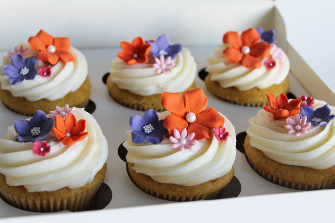 Bespoke Sugar Flower Cupcakes: One Dozen Luxury Cupcakes Topped with Hand Sculpted Florals image 4