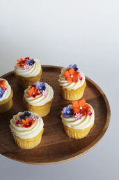 Bespoke Sugar Flower Cupcakes: One Dozen Luxury Cupcakes Topped with Hand Sculpted Florals image 6
