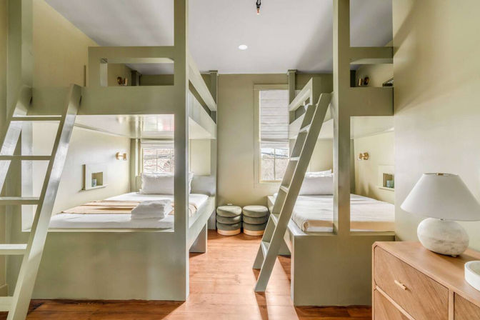 5 Bedroom Historic Residence @ Emerson Square image 4