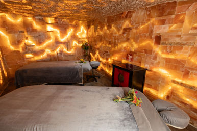Urban Wellness Spa: Salt Caves, Couples, Massage & Facial Services image 9