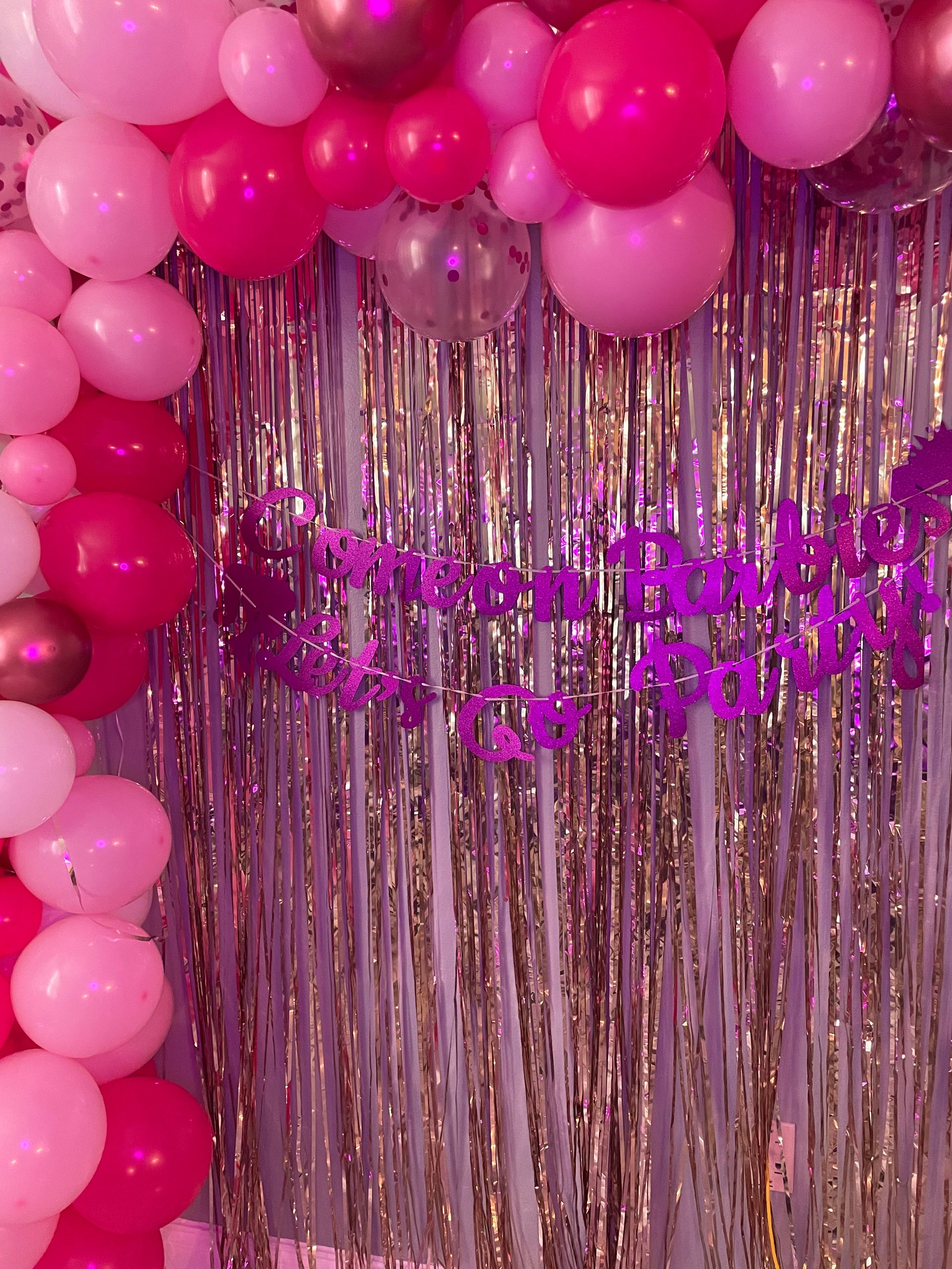 Party Decoration Packages with Delivery and Setup Included: Basic