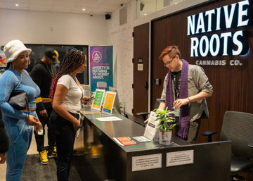 Denver Cannabis Tours: Dispensaries, Grow Houses & High-End Experiences image 1