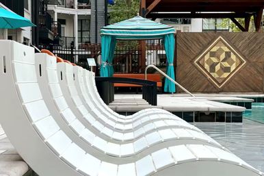 Hippy Tonk: Retro Vibes, Pool, Skyline Lounge + Walk to Broadway image 25