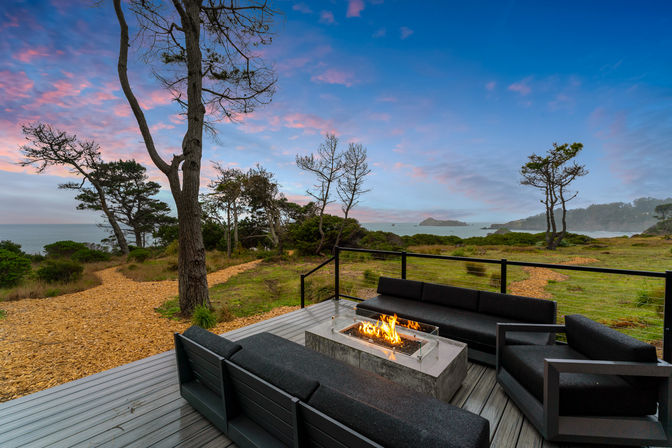 Wander Anchor Bay: Luxe 3BR Coastal Retreat in Gualala with Gym, Hot Tub & Ocean Views image 12
