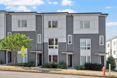 Bright 3BR East Nash Retreat: Music-Themed & 10 Minutes from Broadway image 35