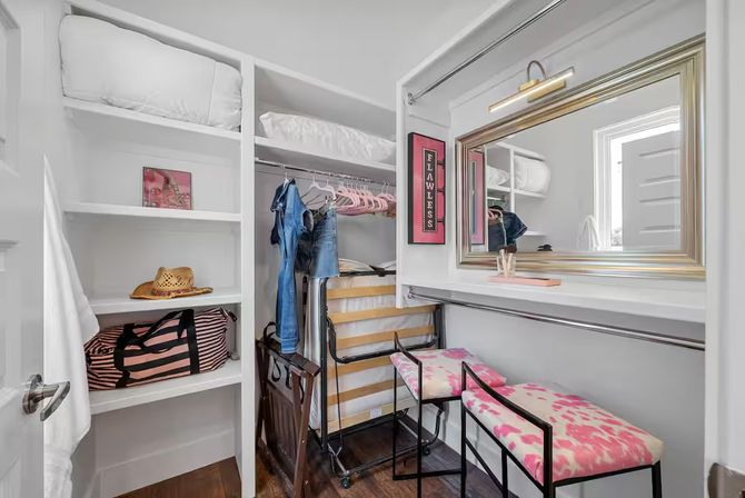 Bright 3BR East Nash Retreat: Music-Themed & 10 Minutes from Broadway image 17