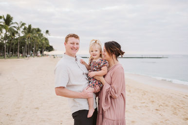 Private Honolulu Photoshoot with Flytographer image 9