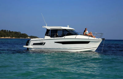 Custom Private Charter on 30' Jeanneau for 8 Guests image 1