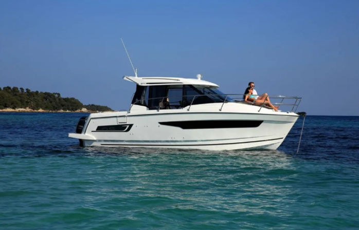 Custom Private Charter on 30' Jeanneau for 8 Guests image 1