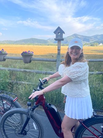 eBike & Beer Vibes: Ride to Breweries with Your Crew in Park City image 9