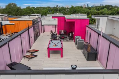 Disco Cowgirl: Rooftop Lounge + Fireplace & Minutes to Broadway image 38