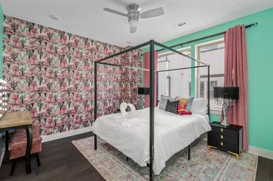 Disco Cowgirl: Rooftop Lounge + Fireplace & Minutes to Broadway image 22