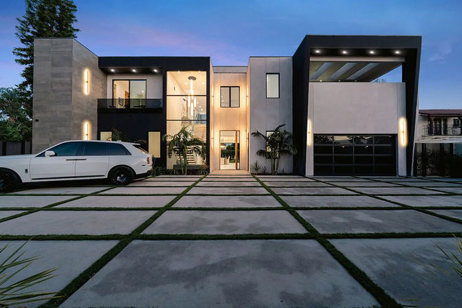 Luxury Private Villa with Pool, Rooftop & Cinema image 8
