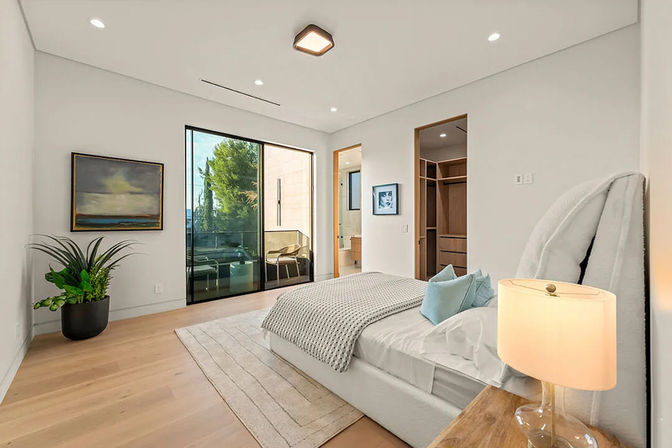 Luxury Private Villa with Pool, Rooftop & Cinema image 17