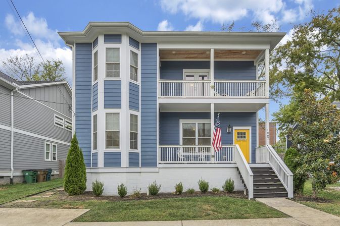 The Bluebelle East Nashville: CMA Ready Monthly Rental image 1