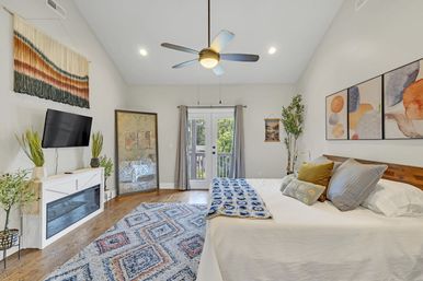 The Bluebelle East Nashville: CMA Ready Monthly Rental image 17