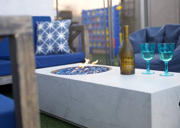 Lunar: Old Town Rental with Heated Pool, Hot Tub, Game Room & Karaoke image 16