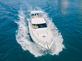 Luxury BYOB Yacht Party On Board 50’ Fairline Flybridge (Up to 13 Passengers) image 3