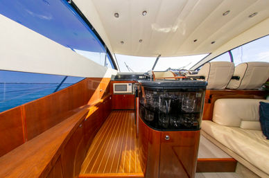 Luxury BYOB Yacht Party On Board 50’ Fairline Flybridge (Up to 13 Passengers) image 15