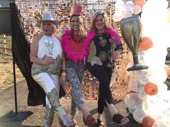 GlamCam Signature Photo Booth: Custom Backgrounds, Props + Interactive Games image 3