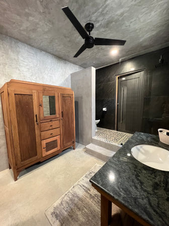 Casa Halo: Gated Luxury Villa with Pool, Sonos Sound System & Dedicated Staff image 49
