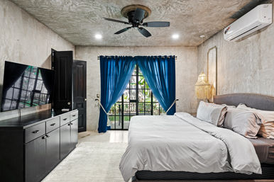 Casa Halo: Gated Luxury Villa with Pool, Sonos Sound System & Dedicated Staff image 39